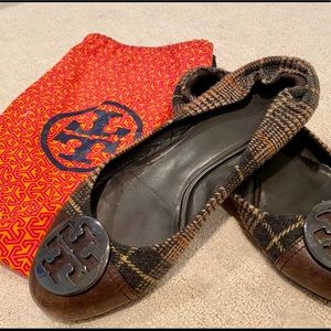 Tory Burch tweed classic flats
